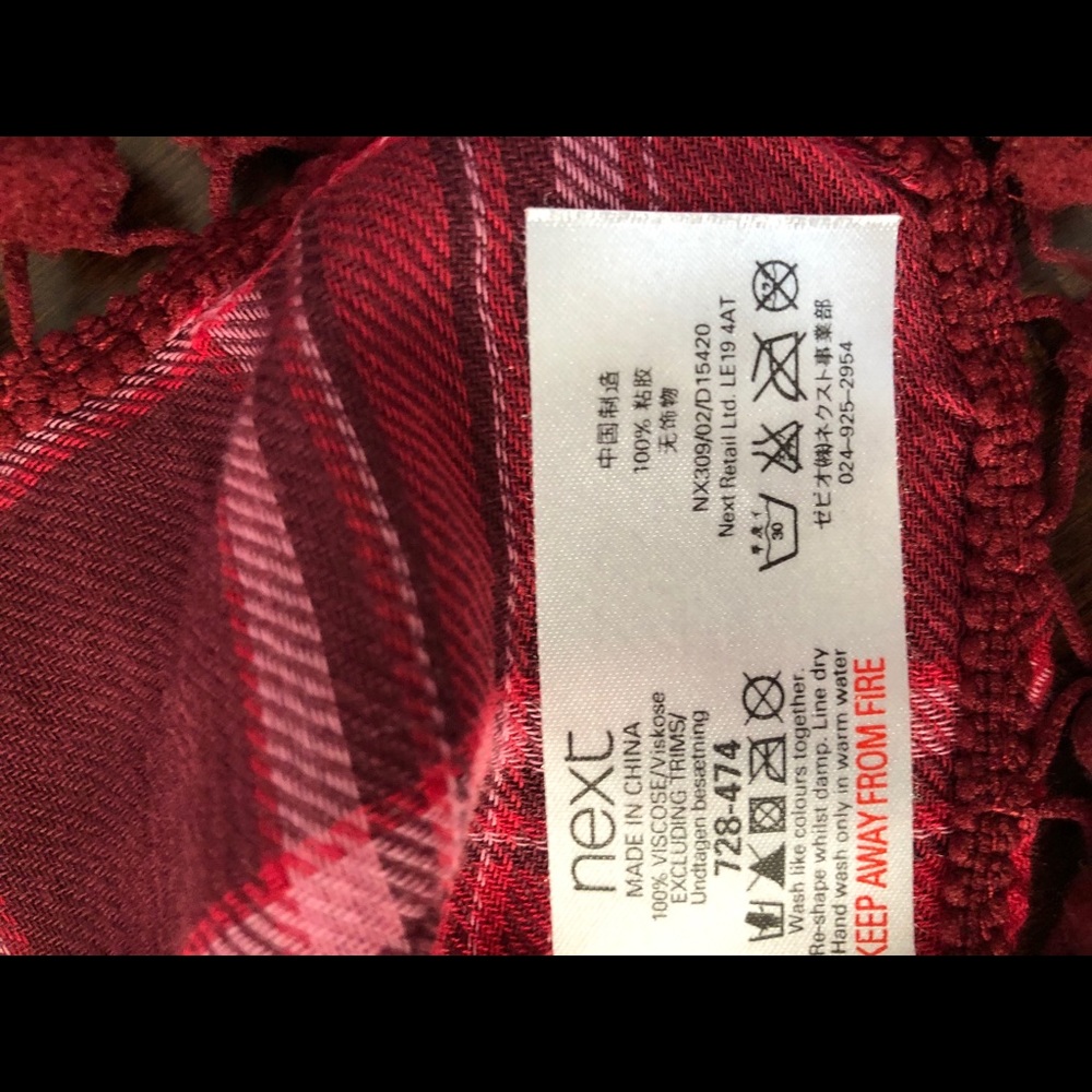 Plaid scarf - Picture 2 of 3